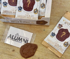 Chocolate Jelly Belly Harry Potter House Crest With Sticker - Albagame