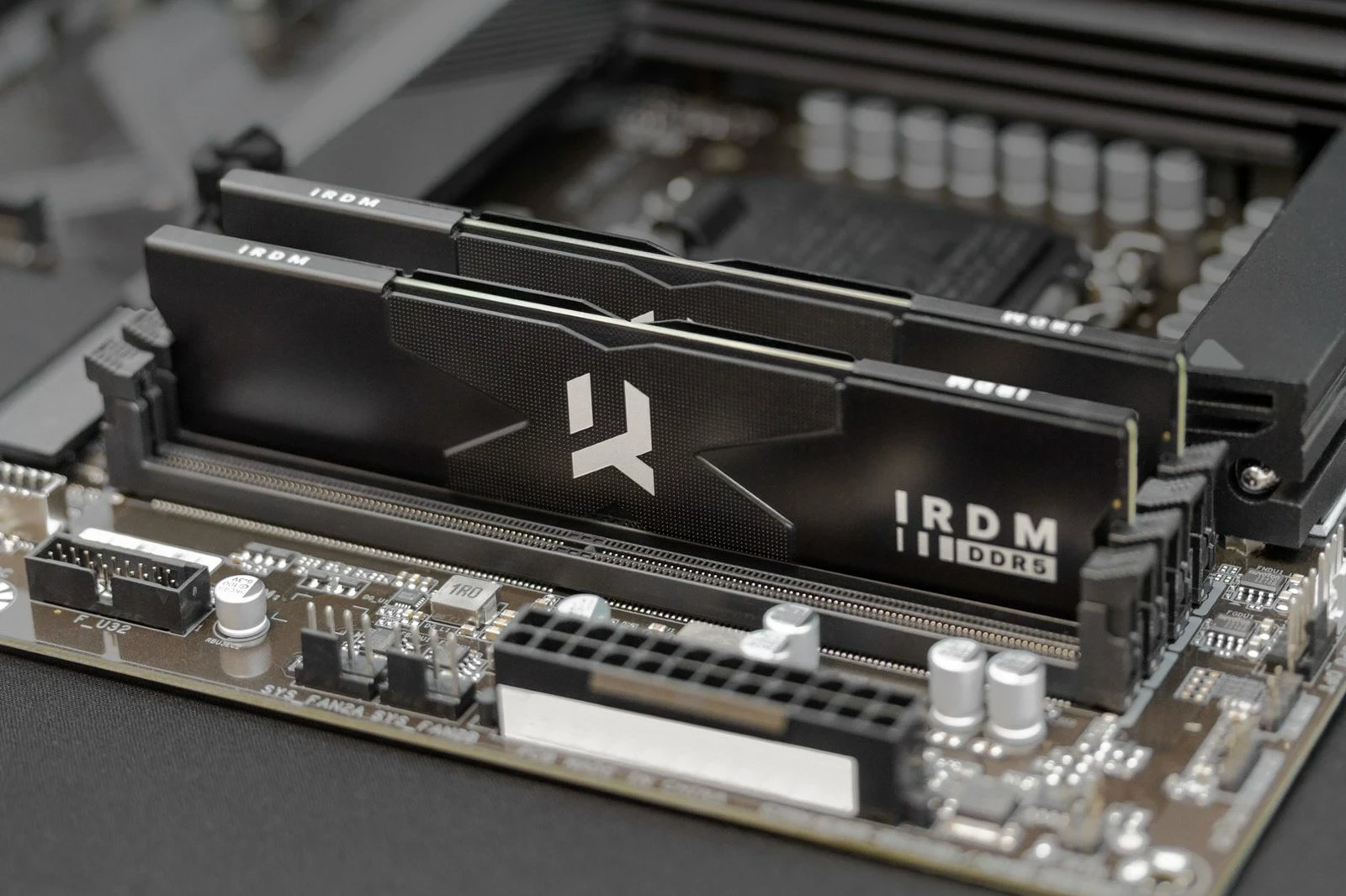 RAM 64GB Goodram IRDM  2x 32GB 6000MHz CL30 - Albagame