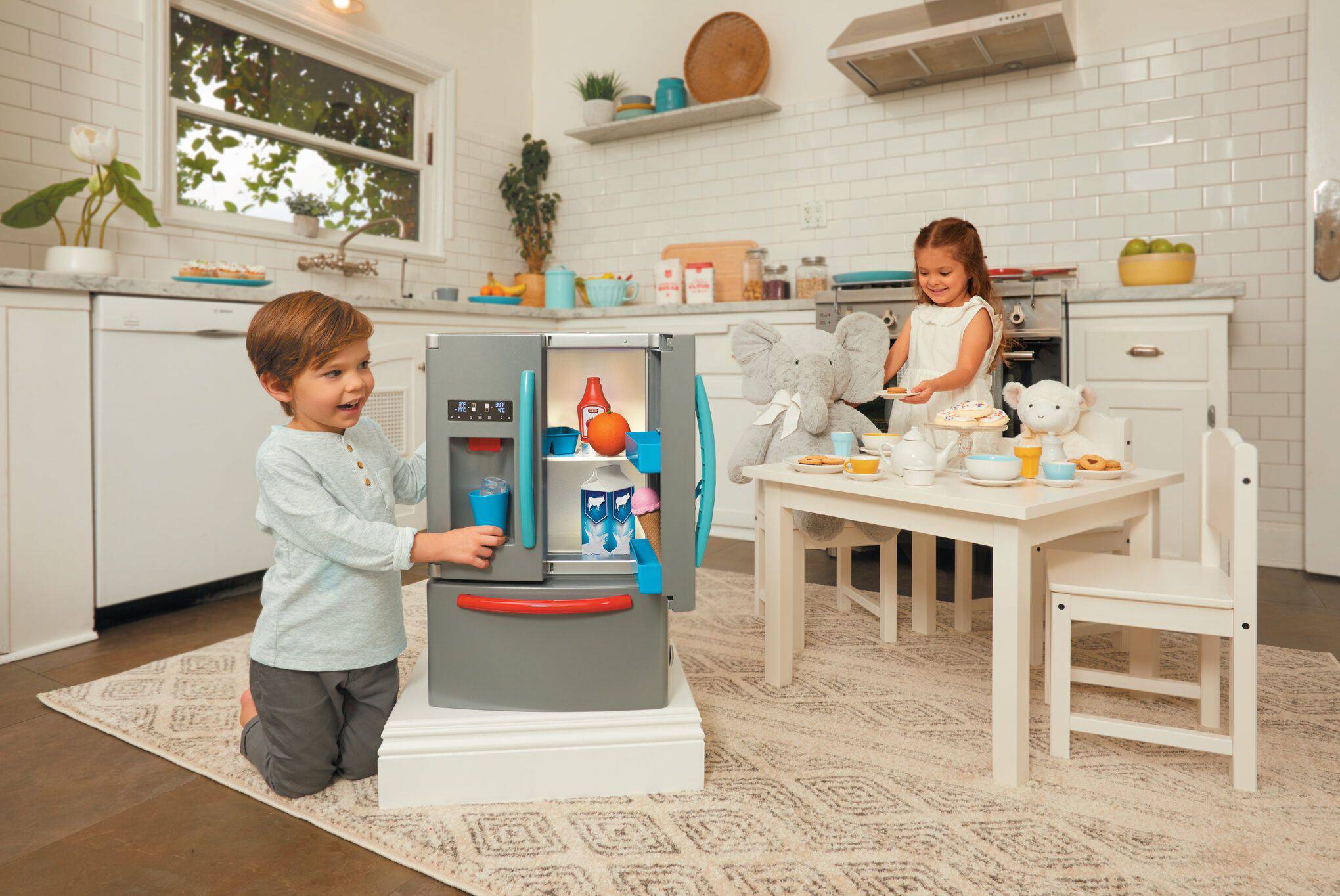 Little Tikes First Fridge - Albagame
